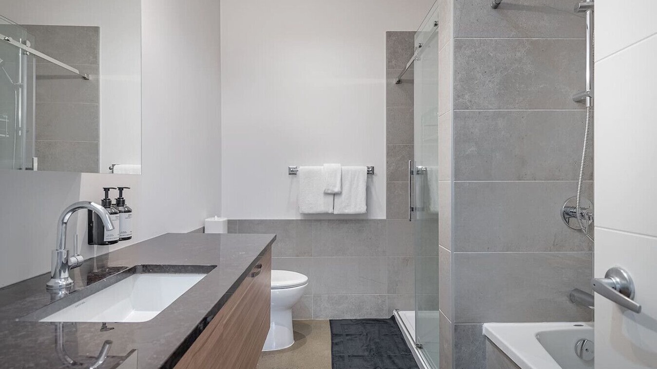 Photo of Bathroom in International District