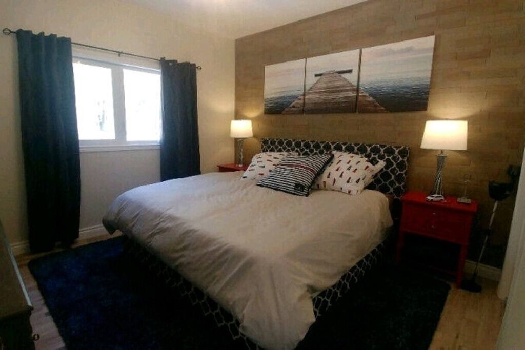 Photo of Bedroom in L'lle-du-Grand-Calumet