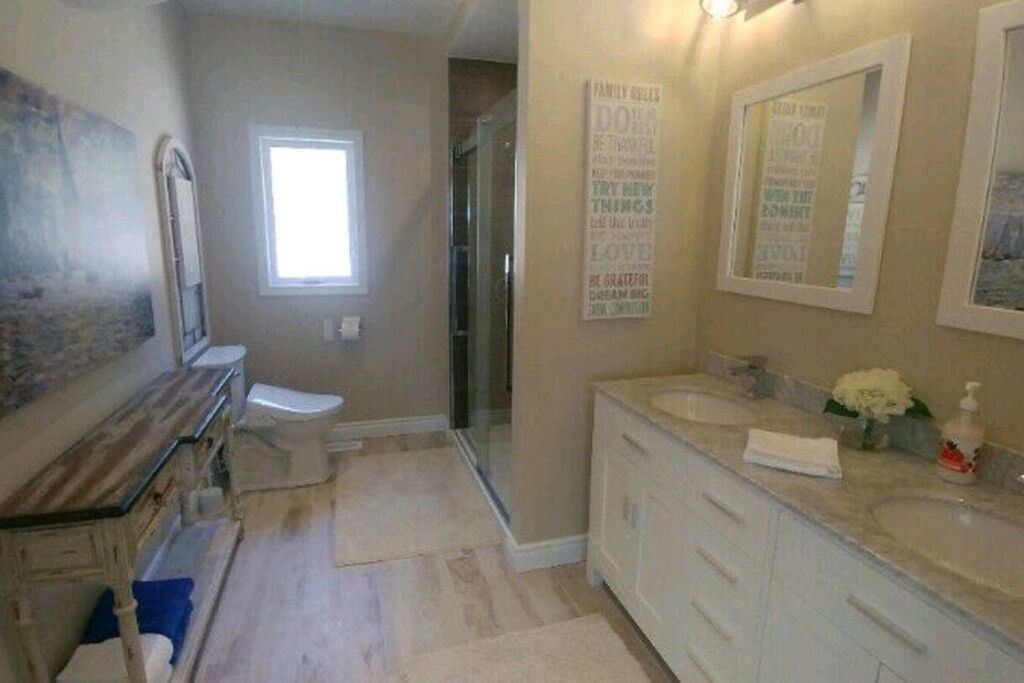 Photo of Bathroom in L'lle-du-Grand-Calumet