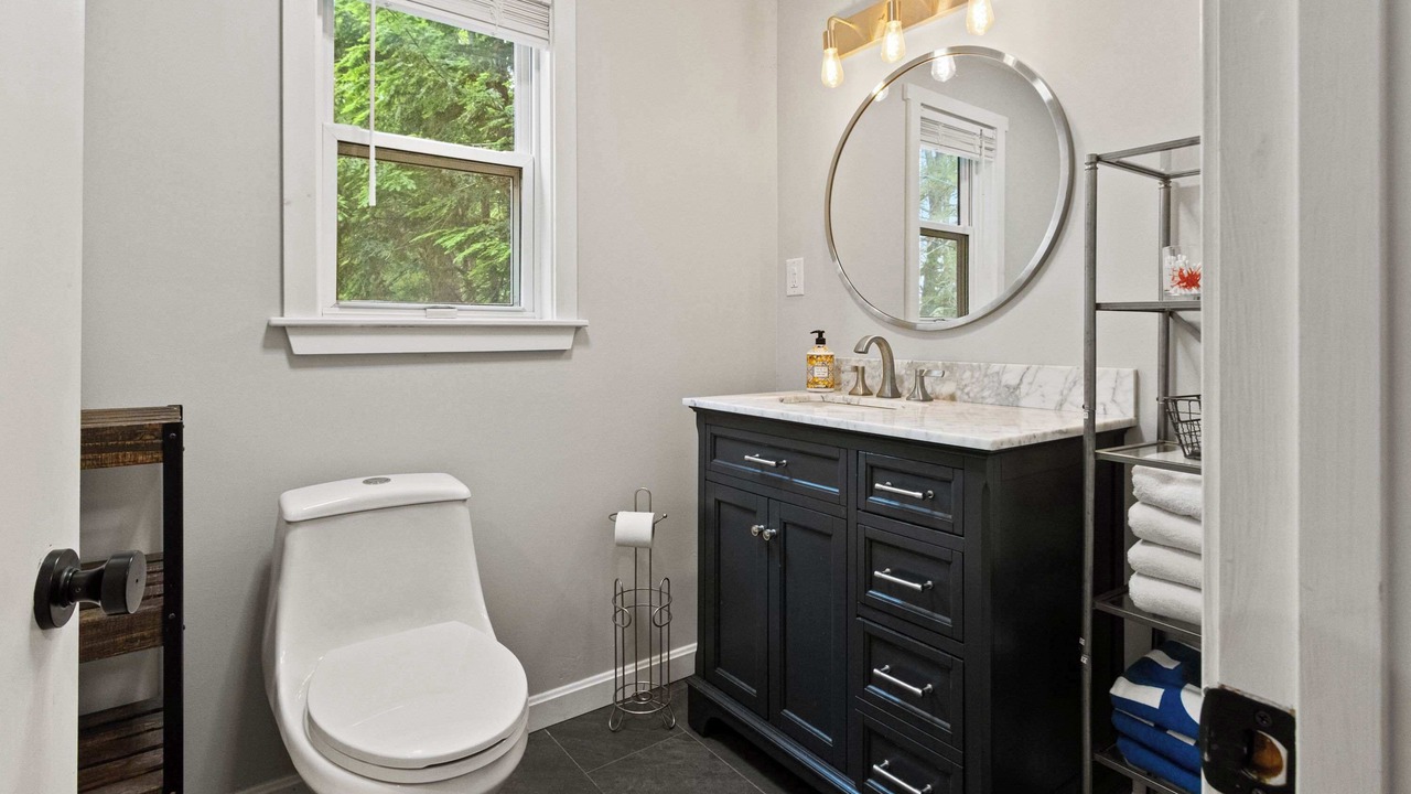 Photo of Bathroom in Naples