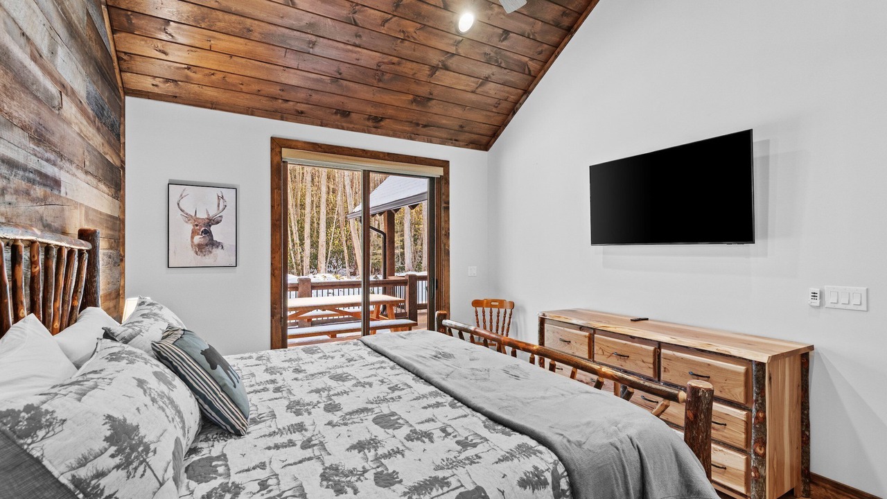 Photo of Bedroom in Beech Mountain
