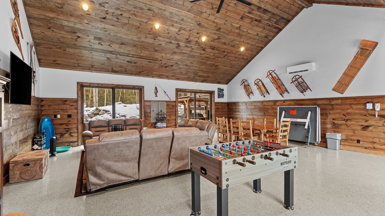Photo of Bedroom in Beech Mountain