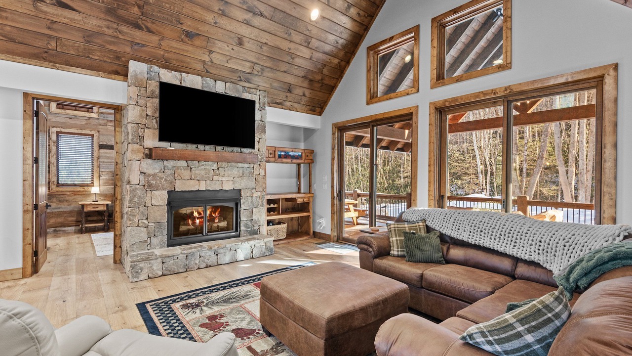 Photo of Livingroom in Beech Mountain