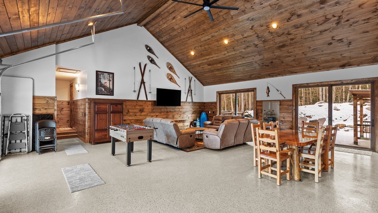 Photo of Bedroom in Beech Mountain