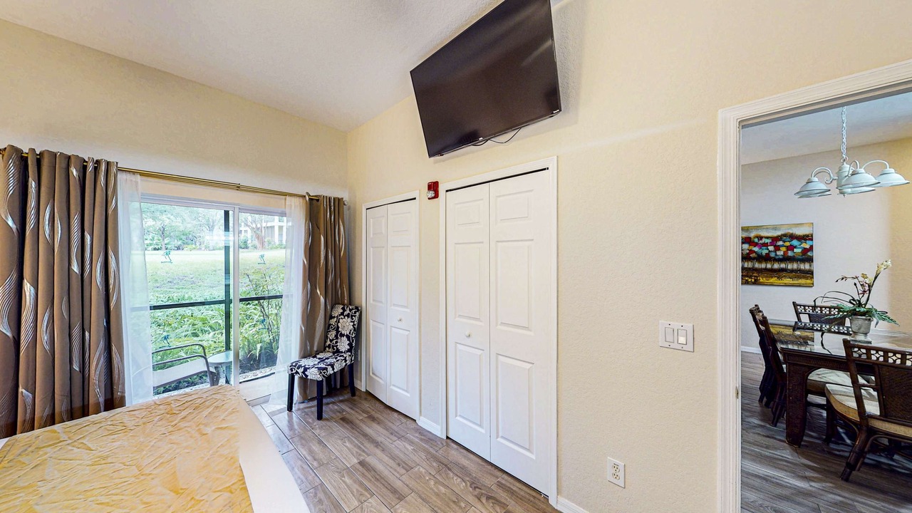 Photo of Bedroom in Bahama Bay