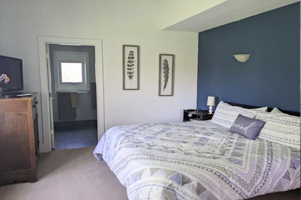 Photo of Bedroom in Simmonsville