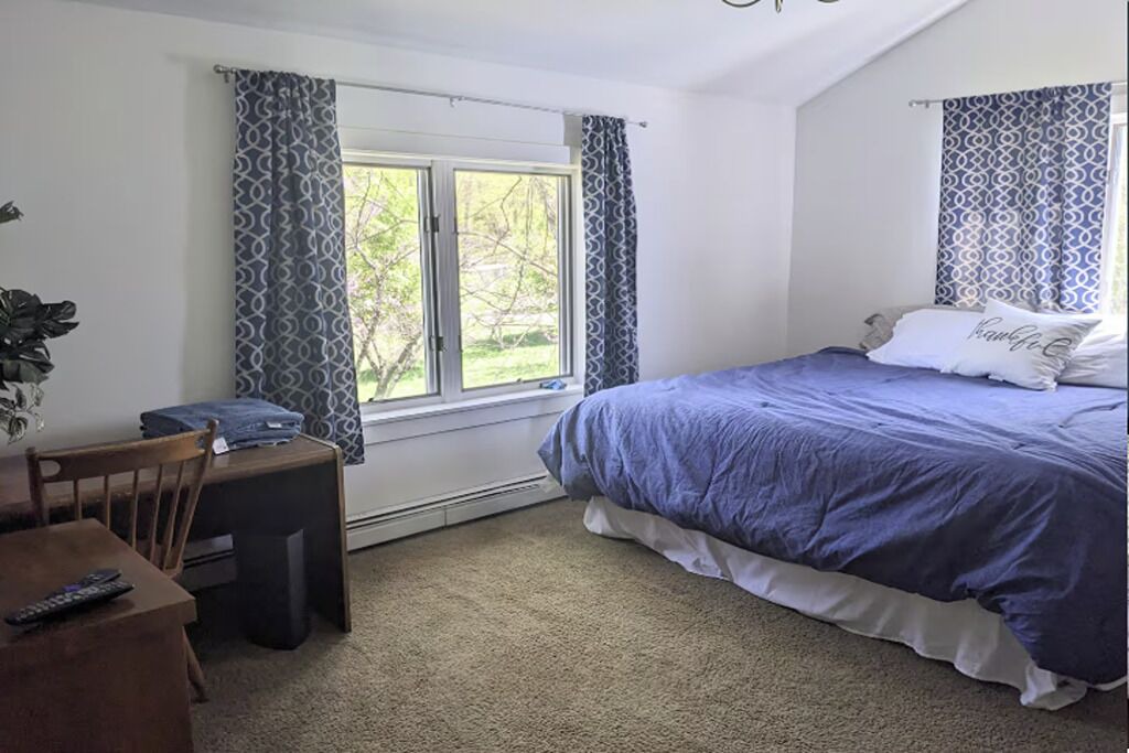 Photo of Bedroom in Simmonsville