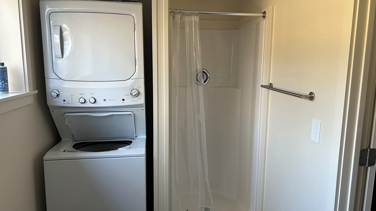 Photo of Bathroom in Canyon City