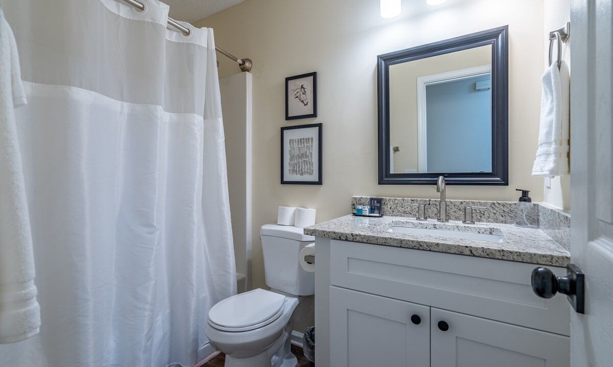 Photo of Bathroom in Cartersville