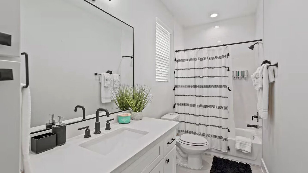 Photo of Bathroom in Shady Acres