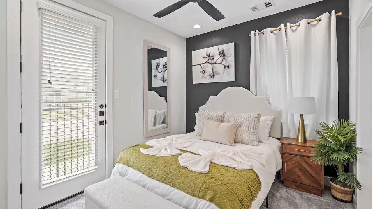 Photo of Bedroom in Shady Acres