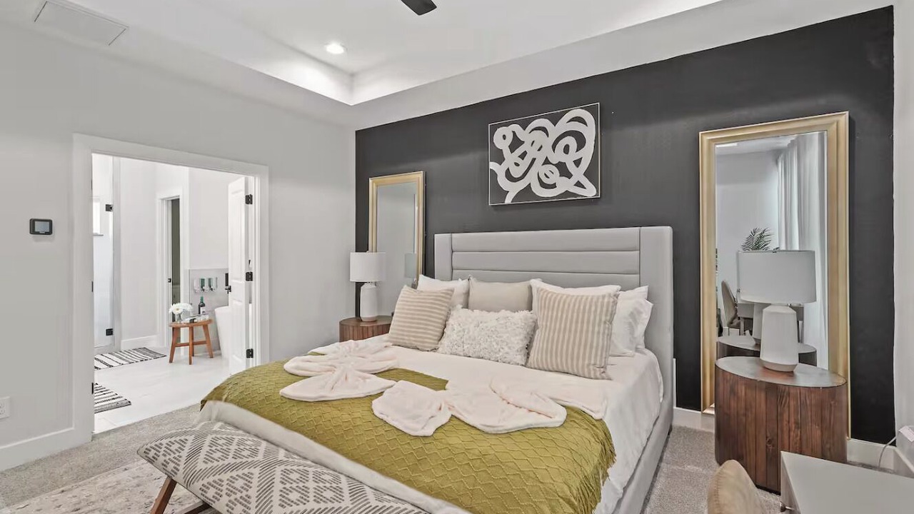 Photo of Bedroom in Shady Acres