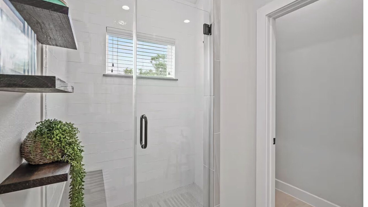 Photo of Bathroom in Shady Acres