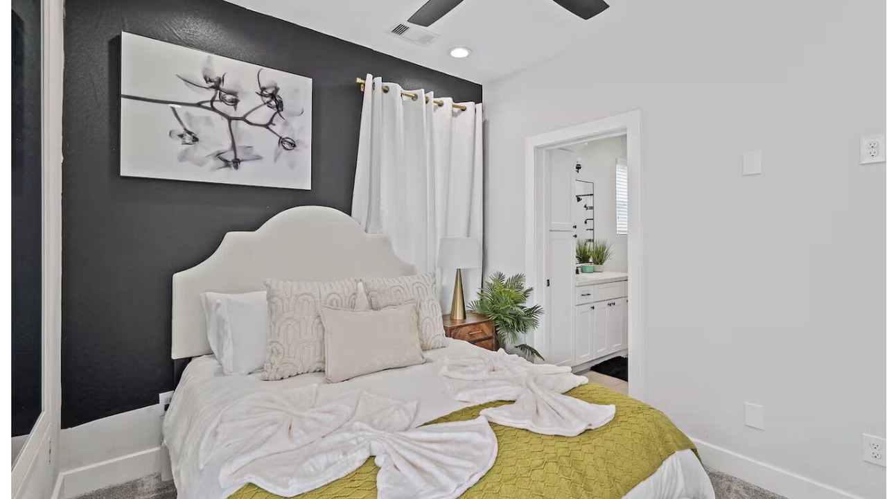 Photo of Bedroom in Shady Acres