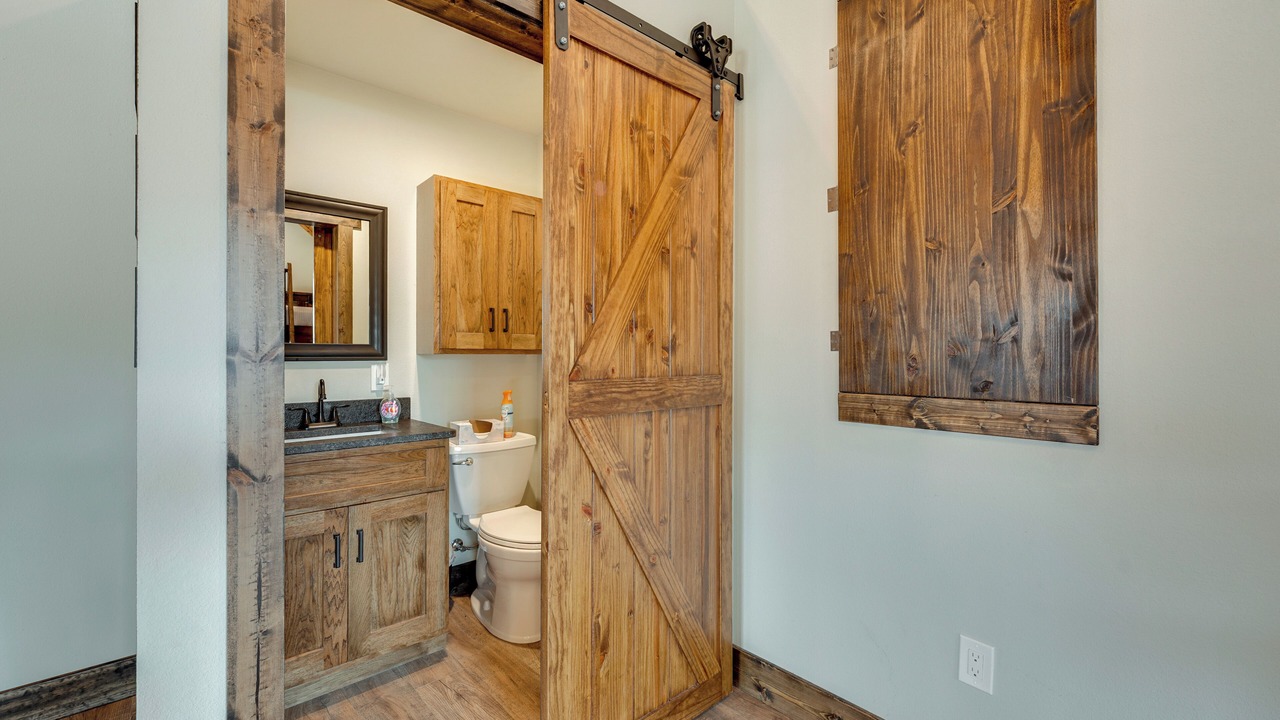 Photo of Bathroom in Ponce De Leon