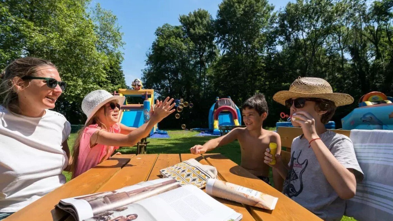 Photo of Others in Nesles-la-Vallee