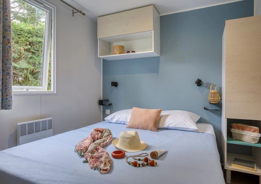 Photo of Bedroom in Nesles-la-Vallee