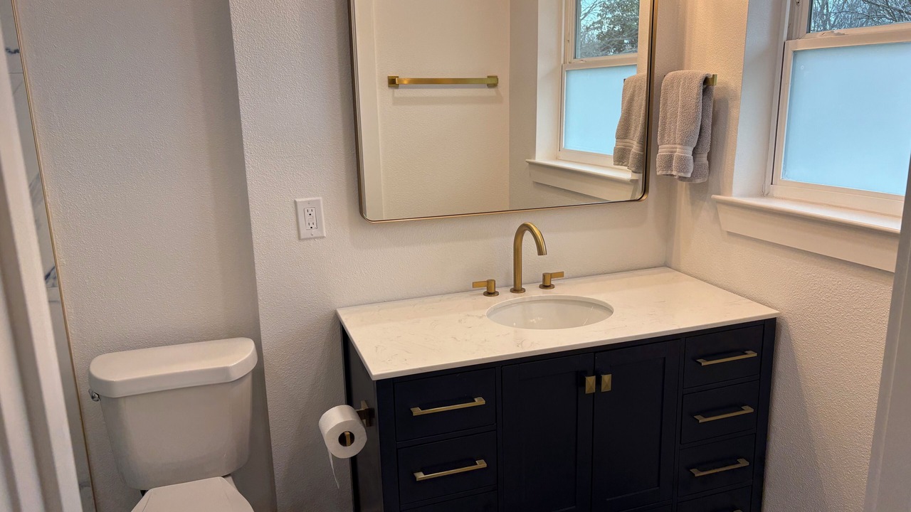 Photo of Bathroom in Old Lake Highlands