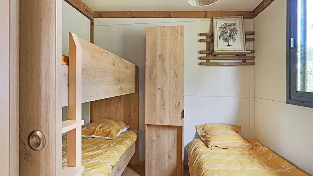 Photo of Bedroom in Junas