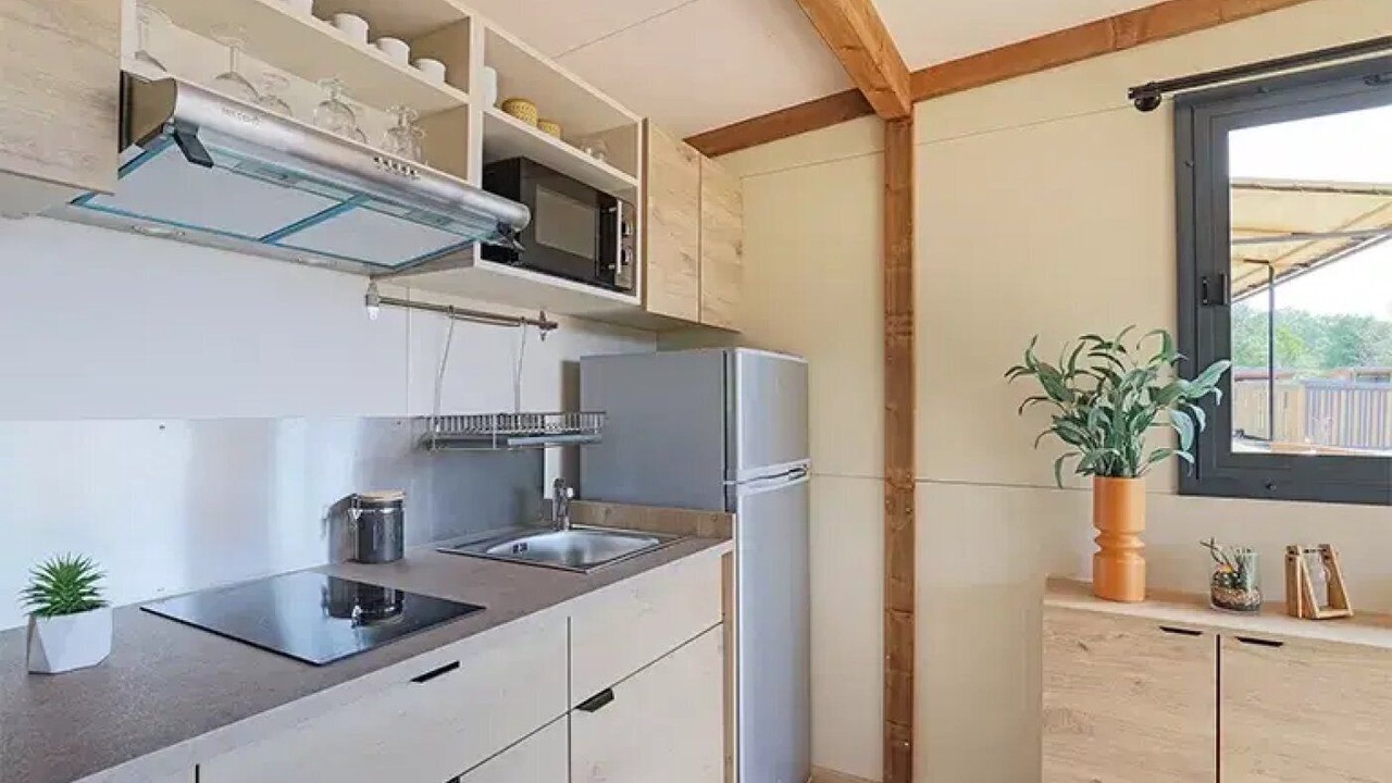 Photo of Kitchen in Junas