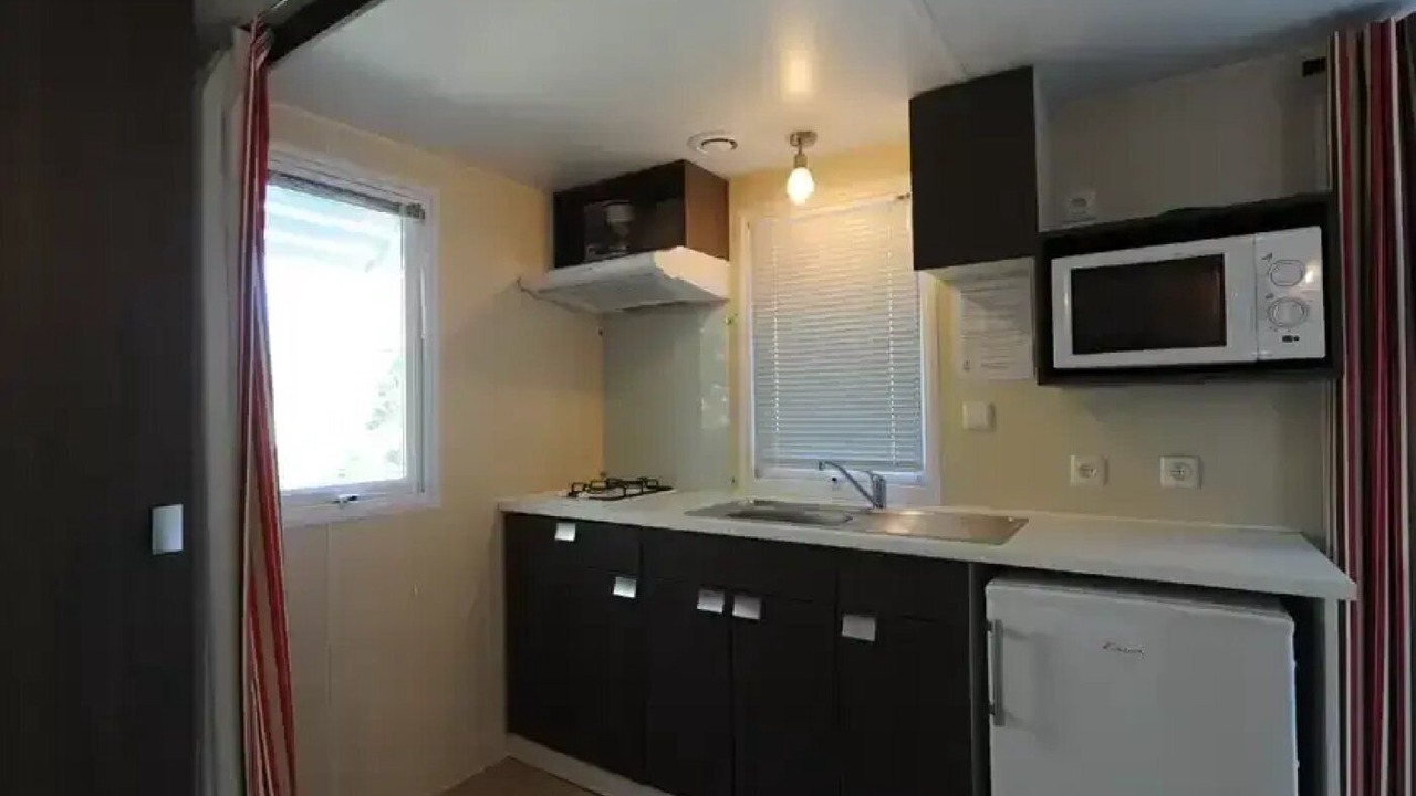 Photo of Kitchen in Junas