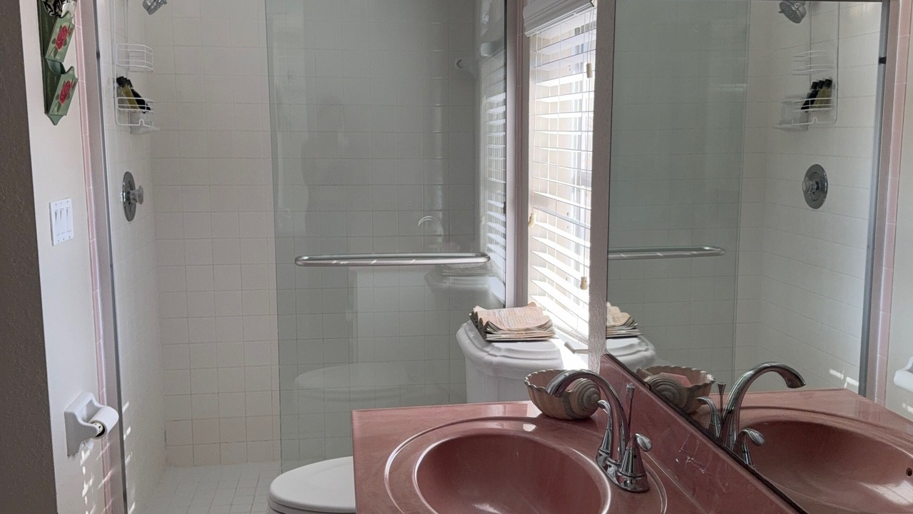 Photo of Bathroom in Laurel