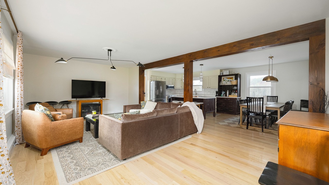 Photo of Livingroom in Old Chatham