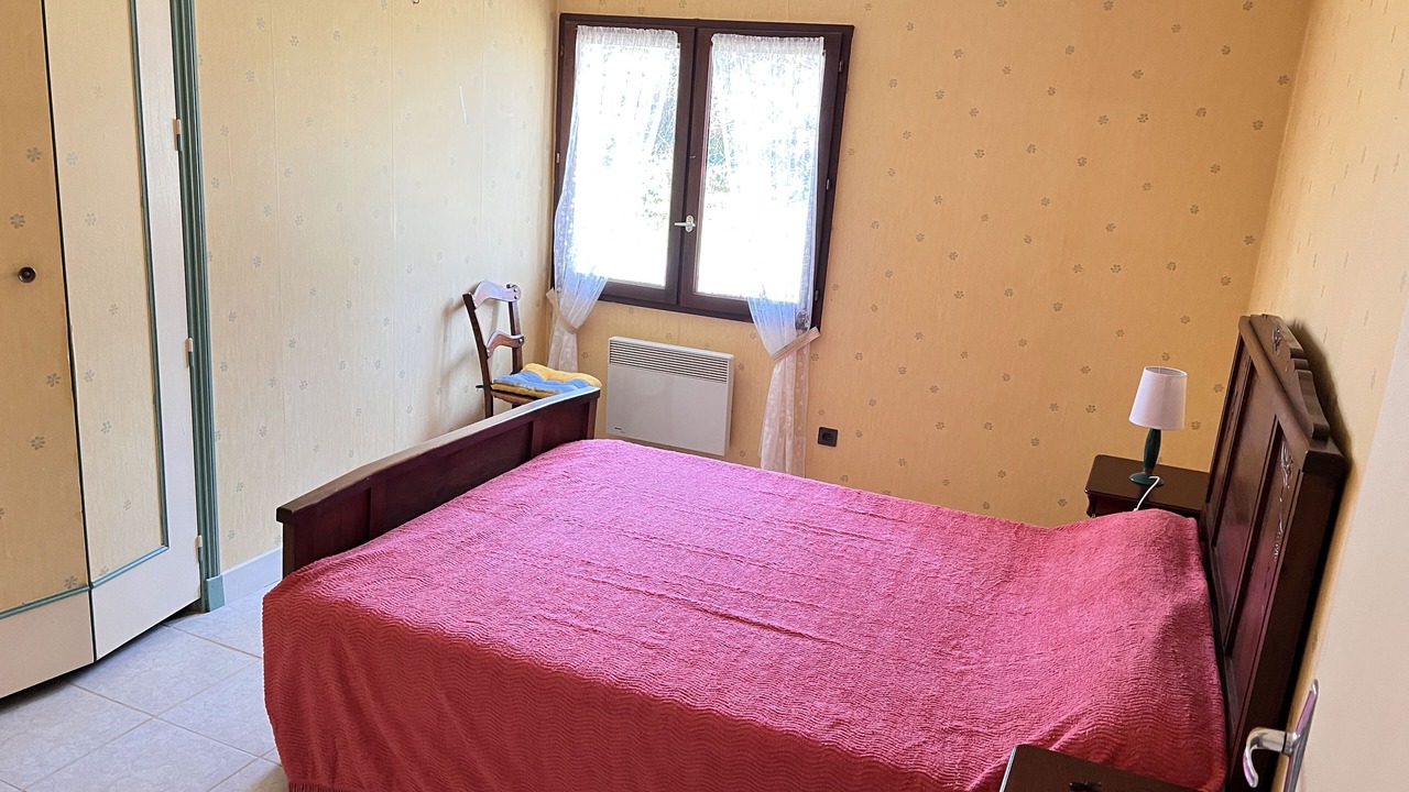 Photo of Bedroom in Rives