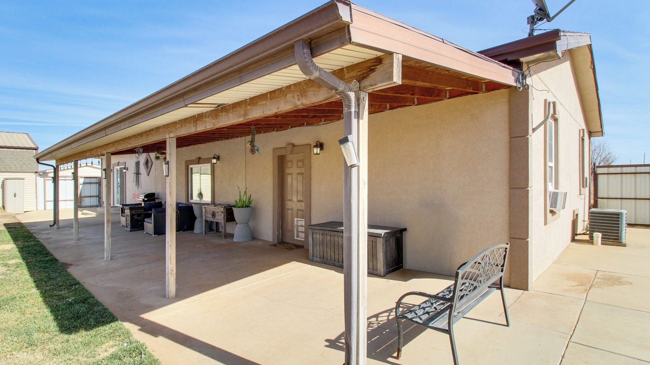 Photo of Patio Balcony in Adams