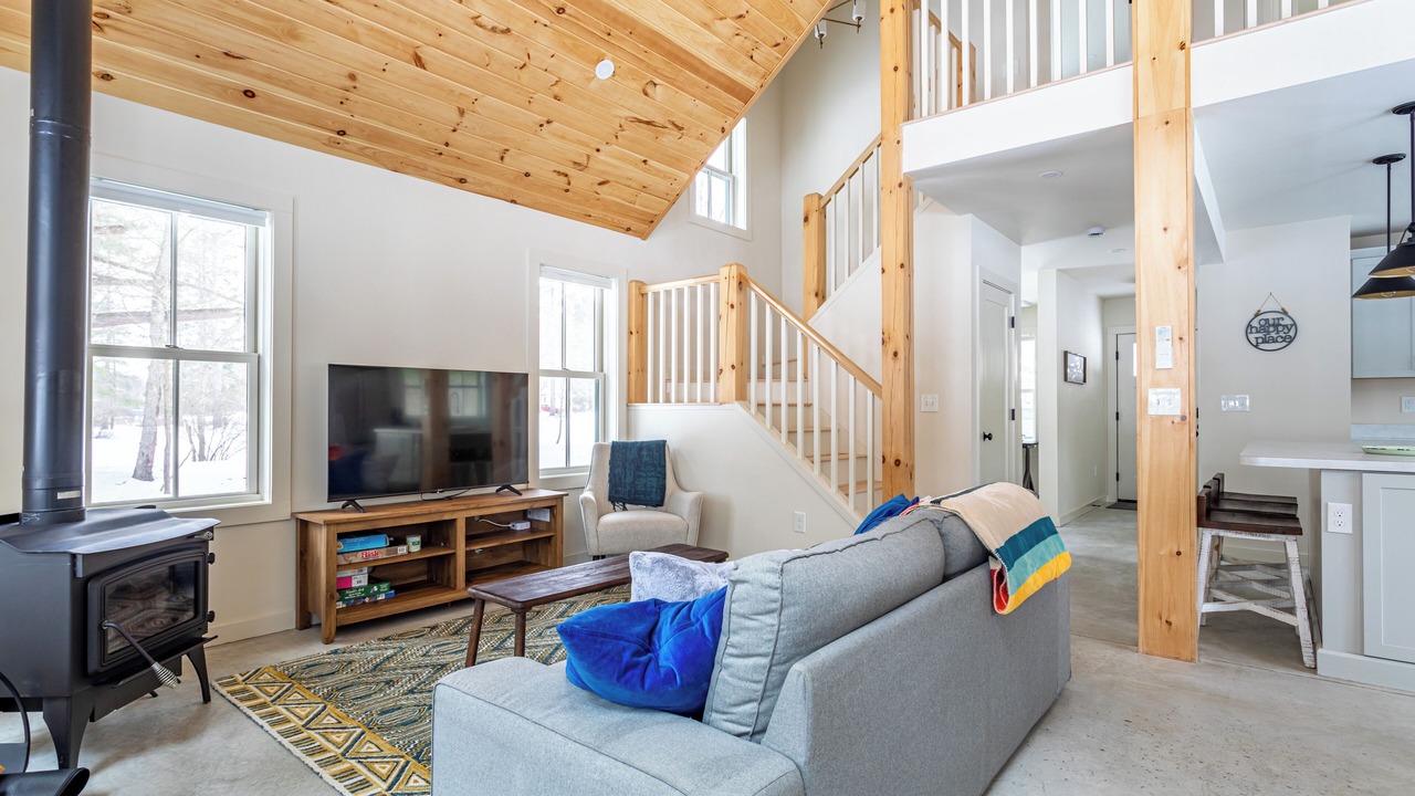 Photo of Livingroom in Jeffersonville