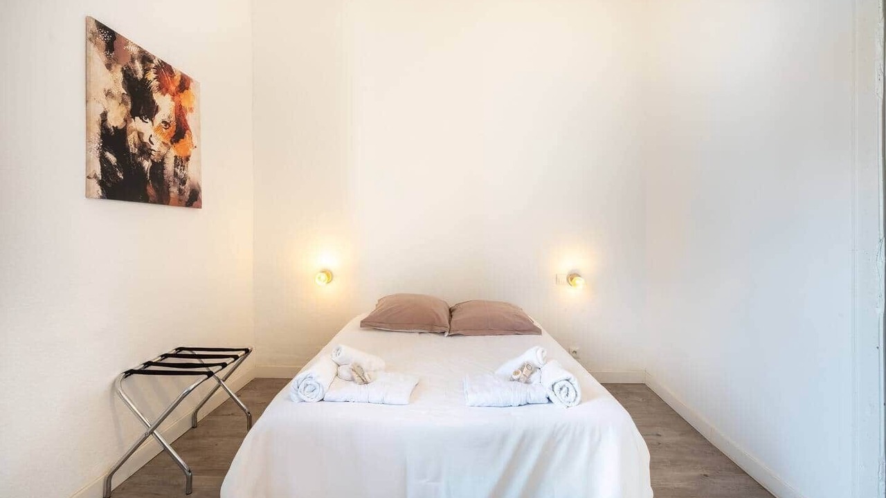 Photo of Bedroom in Merville