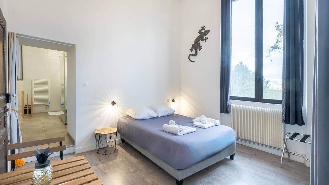 Photo of Bedroom in Merville