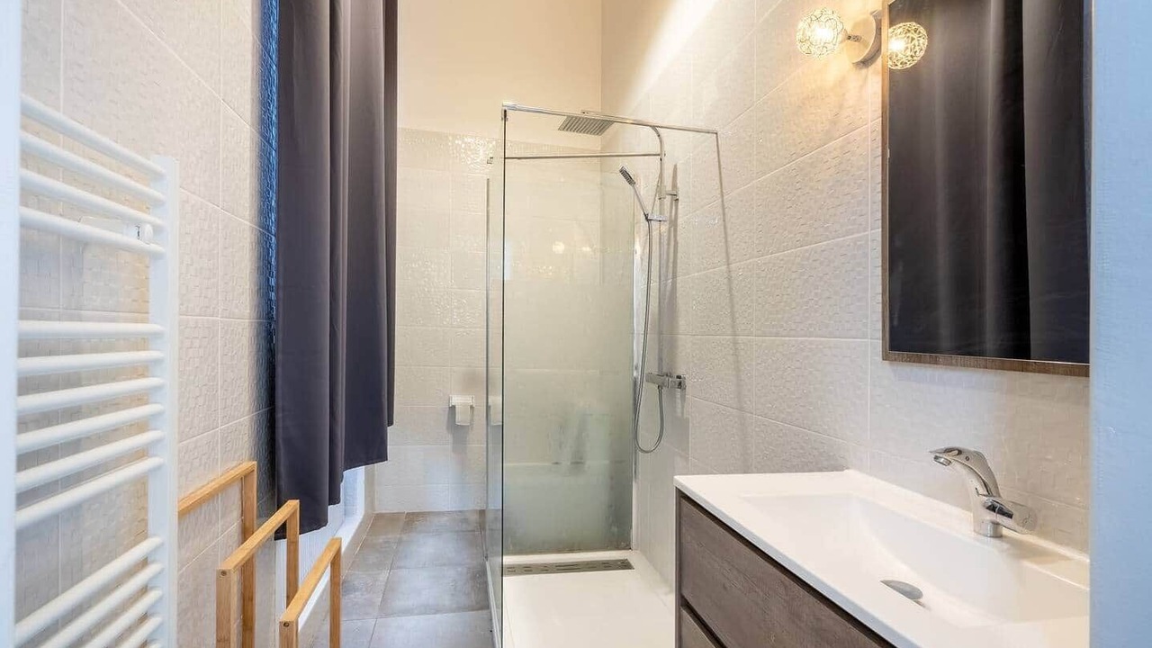 Photo of Bathroom in Merville