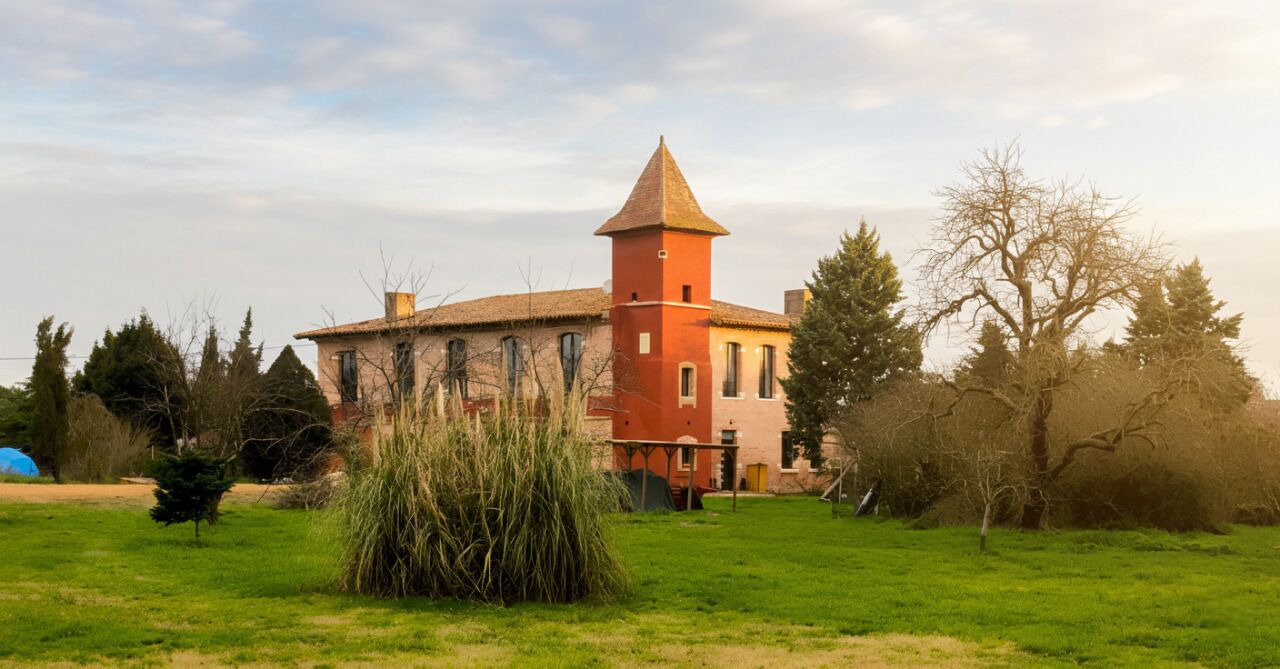 Photo of Outdoor in Merville