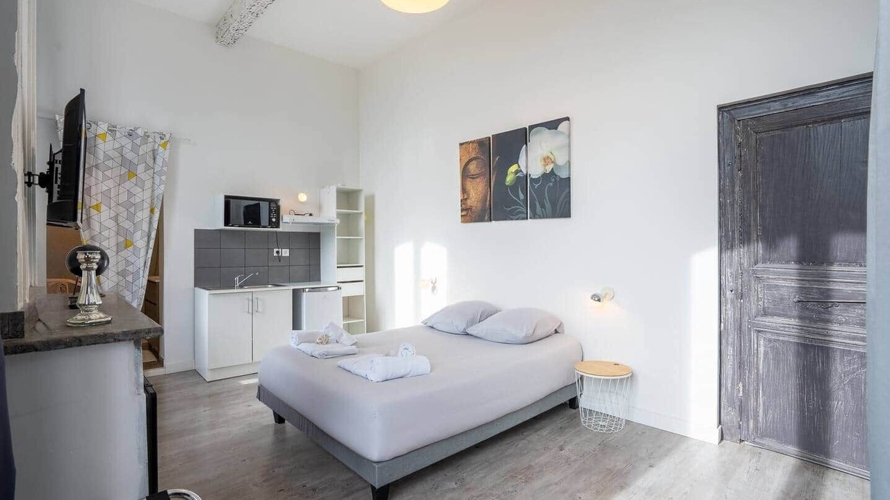 Photo of Bedroom in Merville
