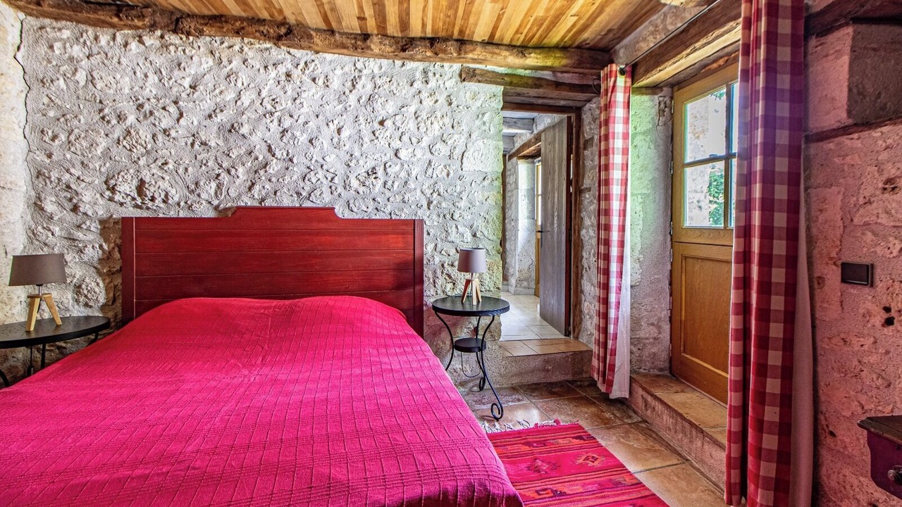 Photo of Bedroom in Montaigu-de-Quercy