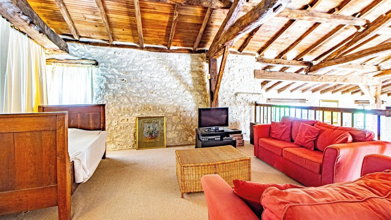 Photo of Livingroom in Montaigu-de-Quercy