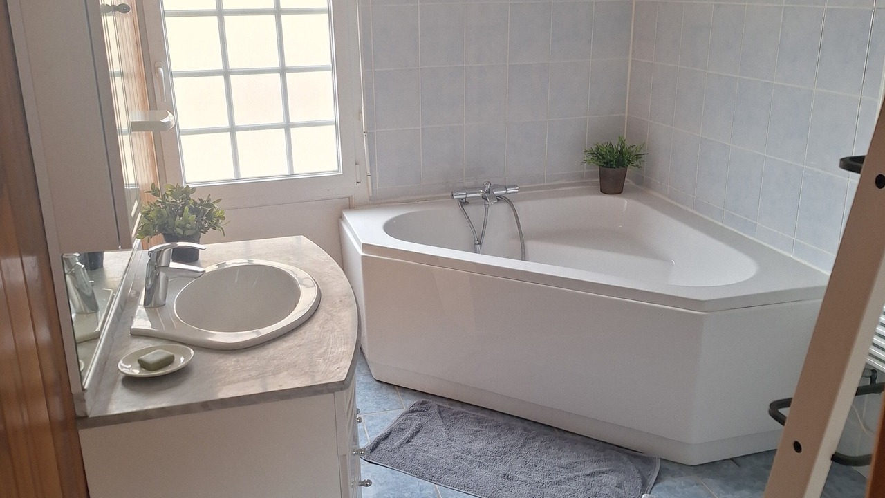 Photo of Bathroom in Fresne Cauverville