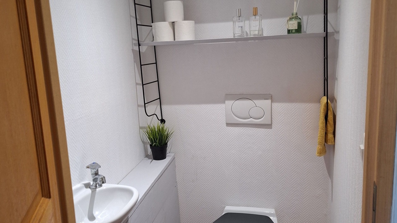 Photo of Bathroom in Fresne Cauverville