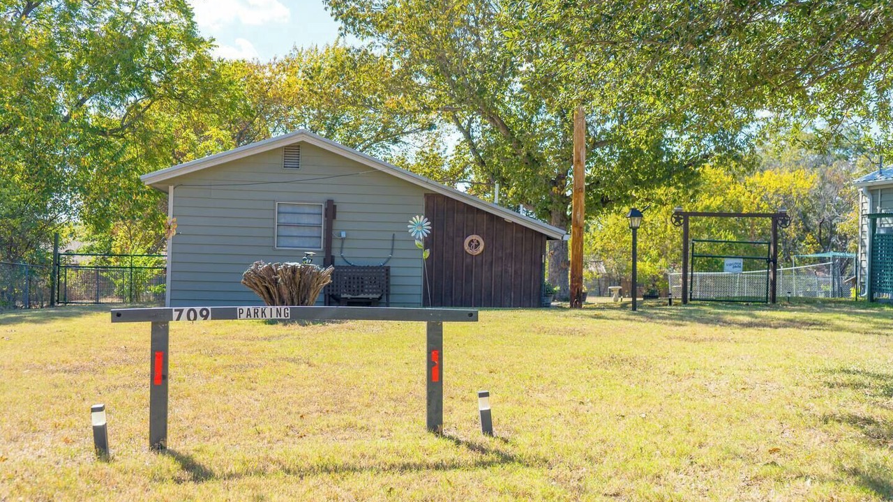 Photo of Outdoor in Saint Jo