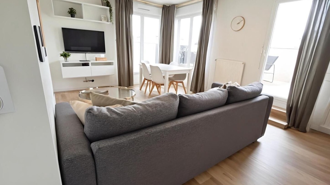 Photo of Livingroom in Plateau — Pyramide