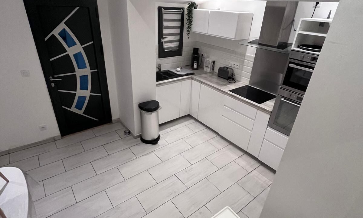 Photo of Kitchen in Chasse-sur-Rhone