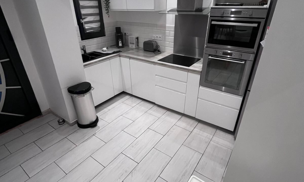 Photo of Kitchen in Chasse-sur-Rhone