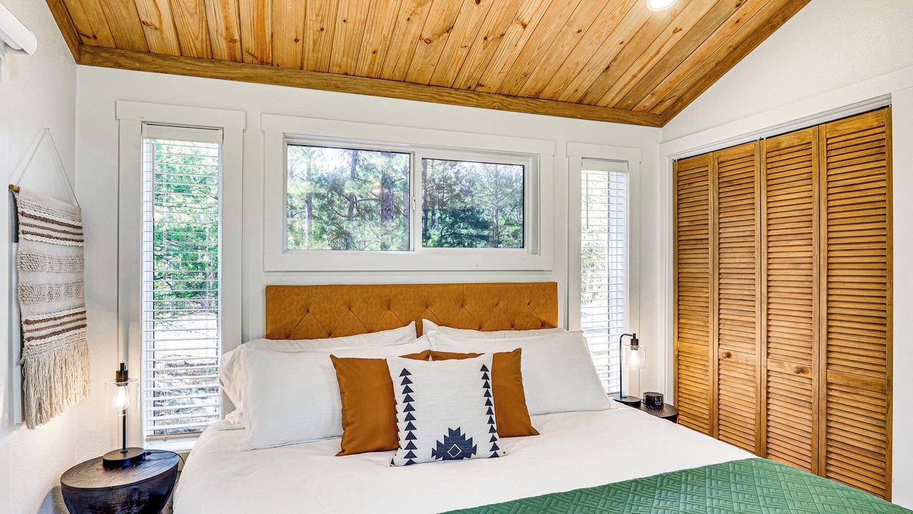 Photo of Bedroom in Linden