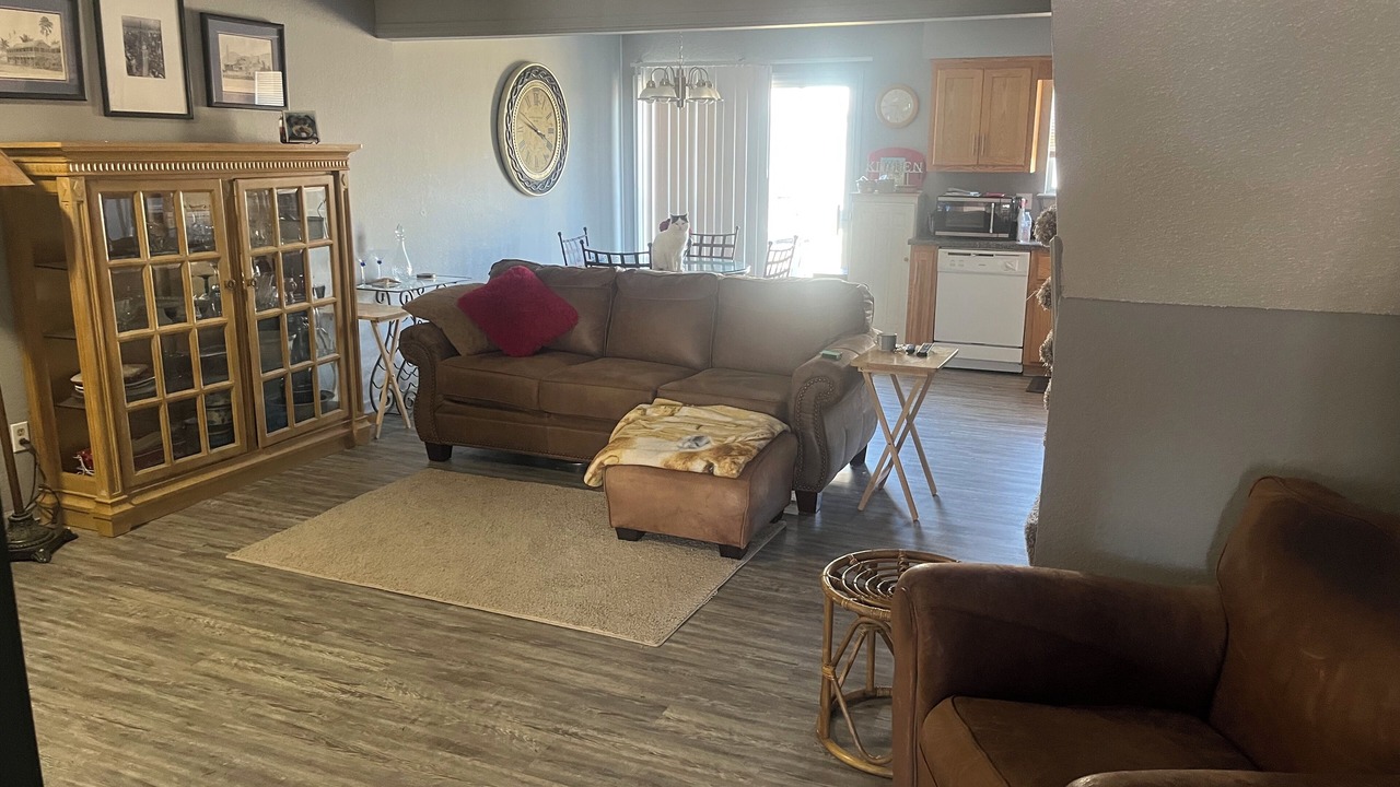 Photo of Livingroom in Blue Springs