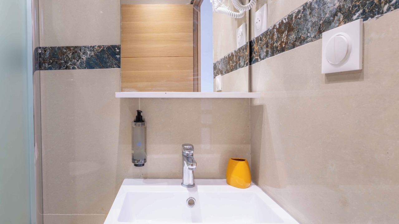 Photo of Bathroom in Osny