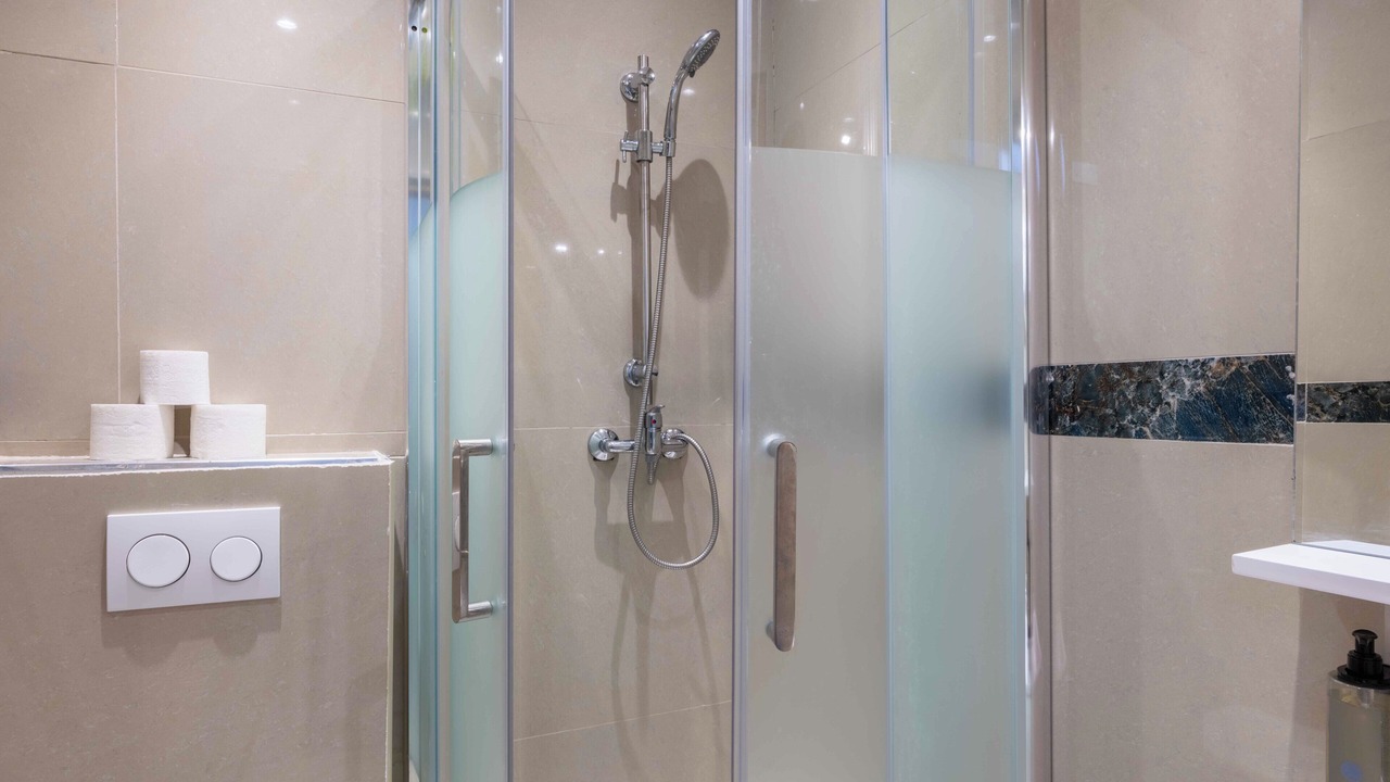 Photo of Bathroom in Osny