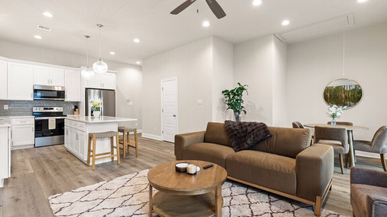 Photo of Livingroom in Youngsville
