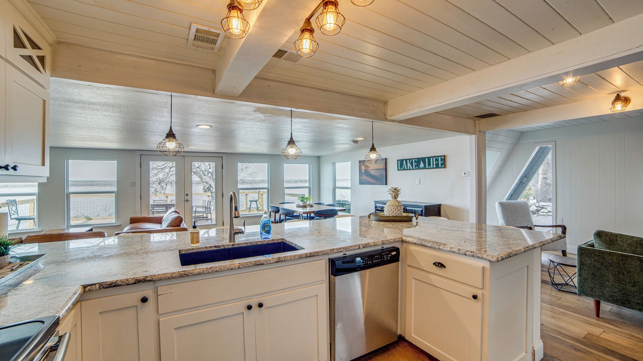 Photo of Kitchen in Lake Whitney