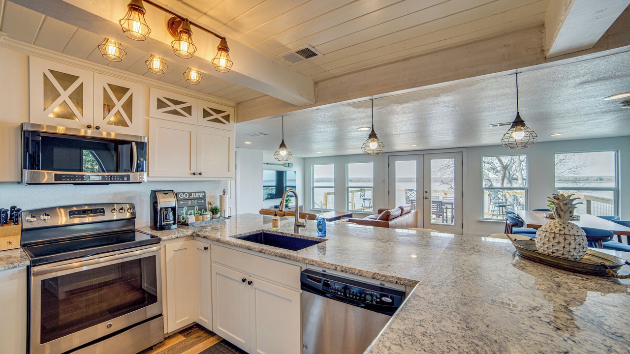 Photo of Kitchen in Lake Whitney